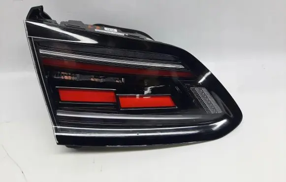 Volkswagen Arteon Rear/tail lights 3G7945307AJ