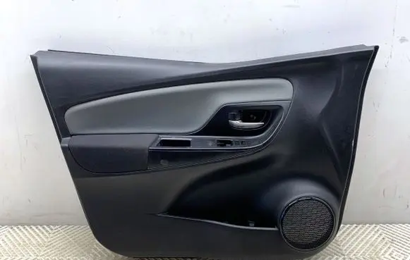 Toyota Yaris Front door card panel trim 