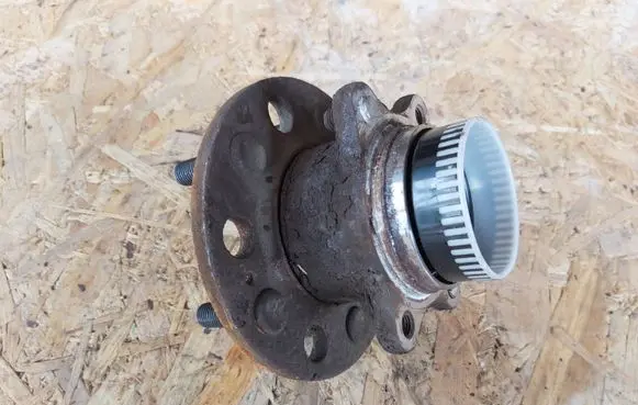 Hyundai i40 Rear wheel ball bearing 