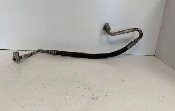Audi Q3 8U Air conditioning (A/C) pipe/hose 8U0816721L