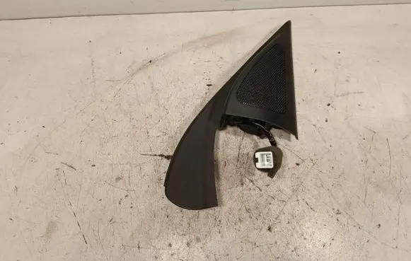 KIA Sorento Front door high frequency speaker 876602P500