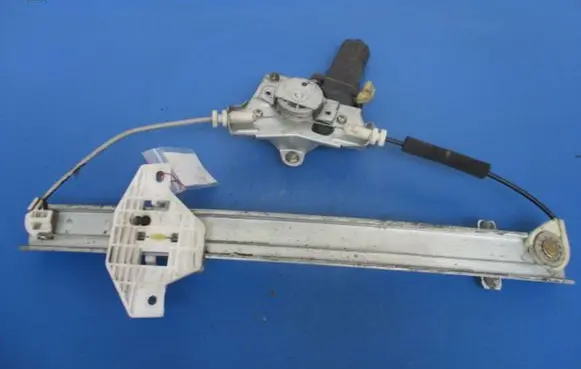 Hyundai Accent Rear door window regulator with motor
