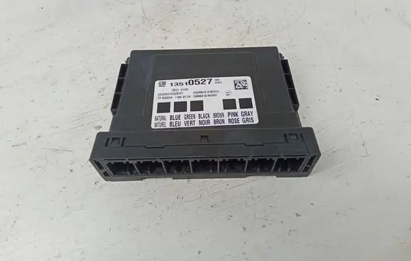 Opel Insignia A Comfort/convenience module 13510527 F00HJ01518