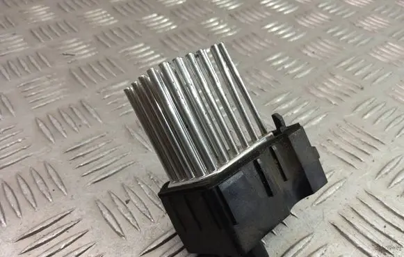 BMW 7 E65 E66 Heater blower motor/fan resistor 6931680