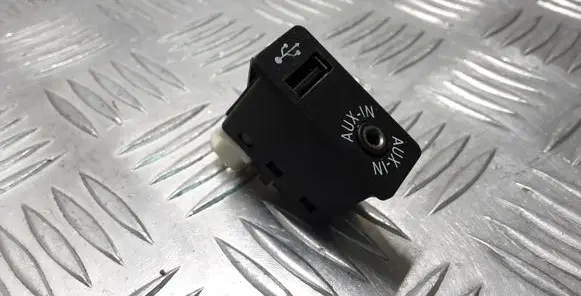USB socket connector