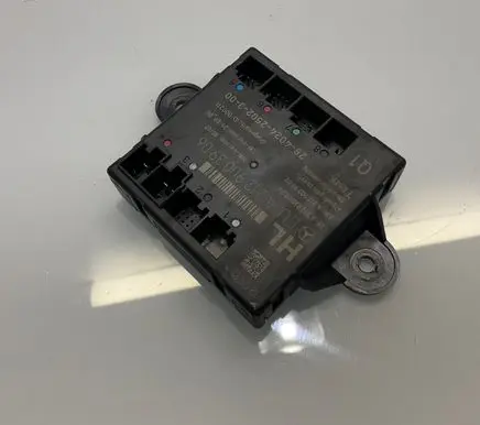 Mercedes-Benz E W212 Door control unit/module A2129003906 A2128208526 A2129029902