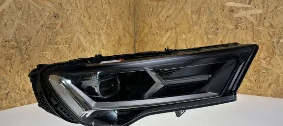 Audi Q7 4M Headlight/headlamp 4M0941012C B005209