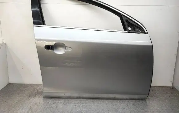 Volvo V60 Front door