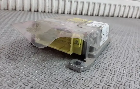 Toyota Auris 150 Airbag control unit/module 8917002560
