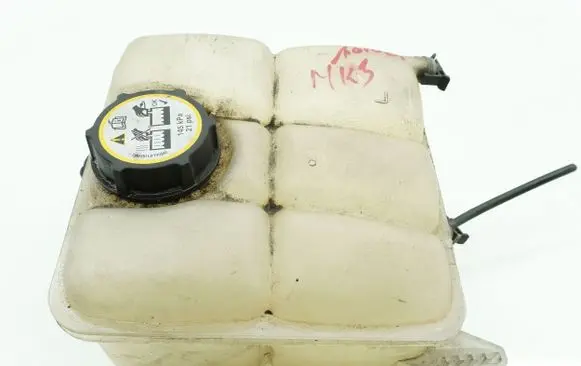 Coolant expansion tank/reservoir