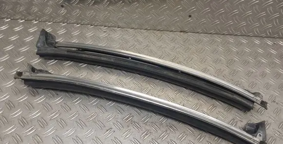 Lexus SC 430 Sunroof sealing rubber
