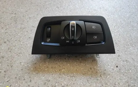 BMW 4 F32 F33 Light switch 9265303