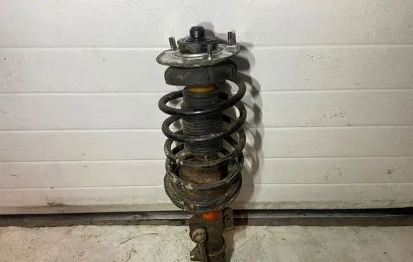 Volvo S60 Front shock absorber/damper JGM877T