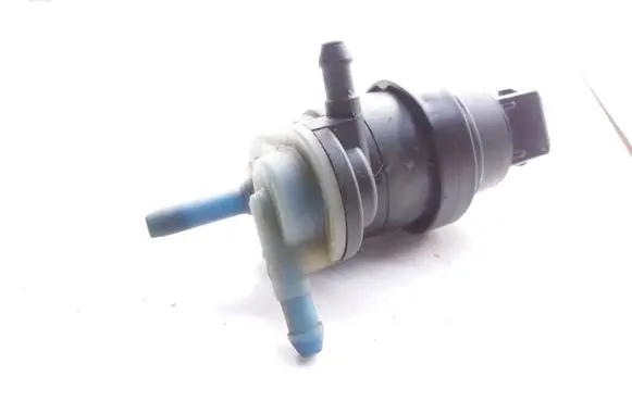 Opel Zafira B Windscreen/windshield washer pump