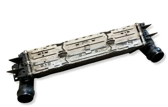BMW X3 F25 Intercooler radiator 17517823571 7823571 7593852