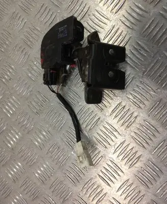 Toyota Corolla E120 E130 Tailgate/trunk/boot lock/catch/latch