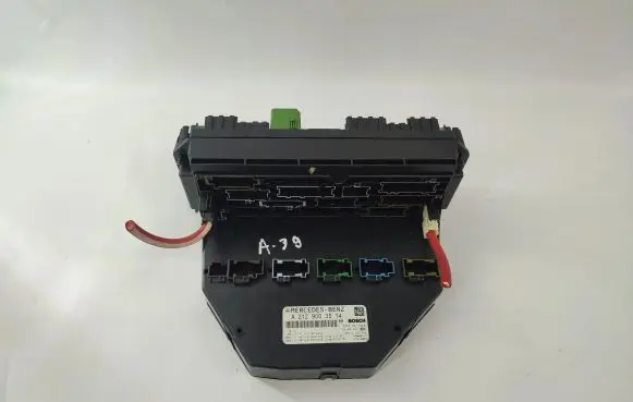 Mercedes-Benz C W204 Fuse box set A2129003514