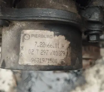 Citroen C8 Vacuum pump 9631971560
