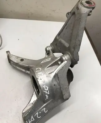 Honda Civic Engine mount bracket 50820SMJE03