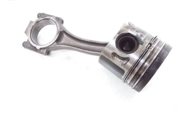 Volkswagen Touran I Piston with connecting rod