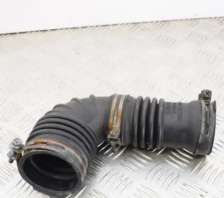 Mazda 6 Air intake hose/pipe R2AA1376X