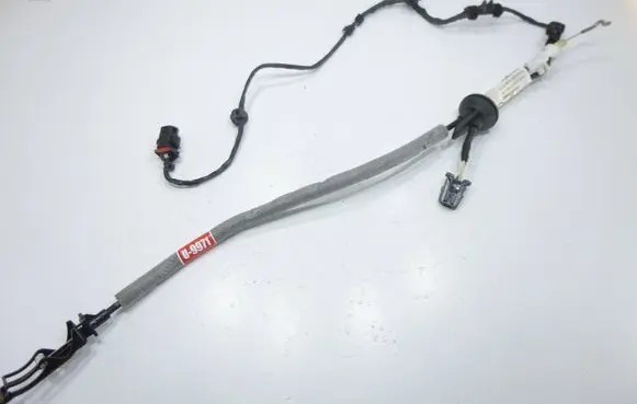 Volkswagen PASSAT B8 Front door cable line 3G0837086D