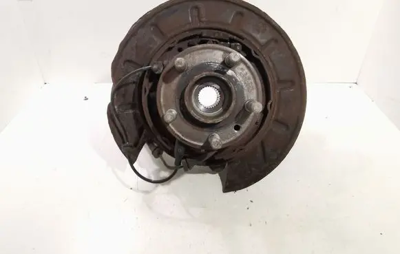 Land Rover Freelander 2 - LR2 Rear wheel hub