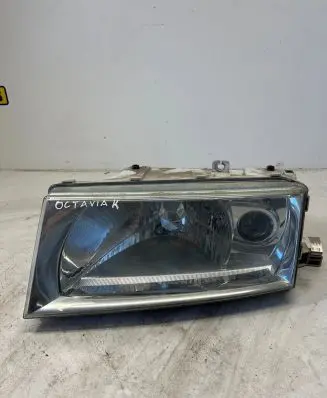Skoda Octavia Mk1 (1U) Headlight/headlamp 1U2941015J