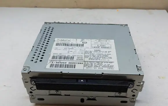 Volvo V70 Radio/CD/DVD/GPS head unit 31285459 7G9N18C815BC 06097099
