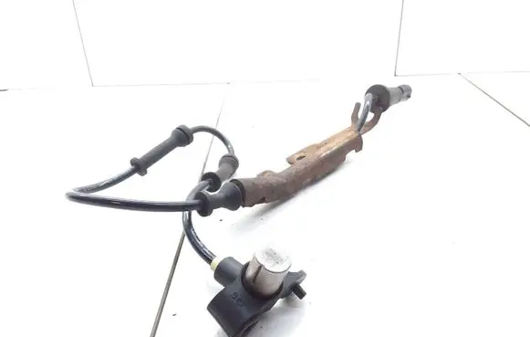 Chrysler Town u0026 Country III ABS brake wheel speed sensor 4683471