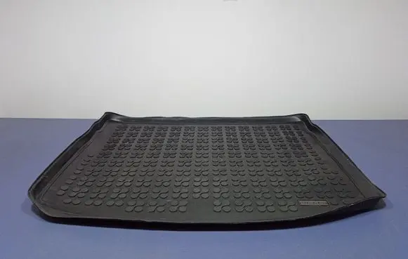 Volkswagen Golf VII Front floor carpet liner 