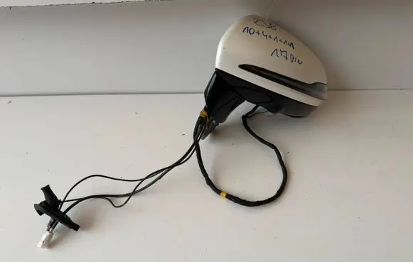 Mercedes-Benz E W238 Front door electric wing mirror