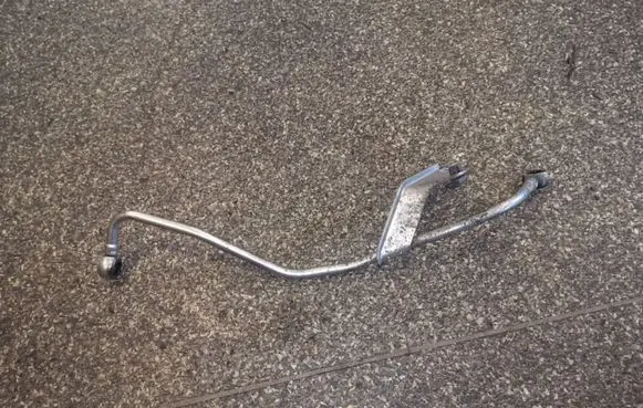 Toyota Yaris Turbo turbocharger oiling pipe/hose
