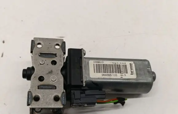 Porsche Macan (95B) Seat adjustment motor 984686