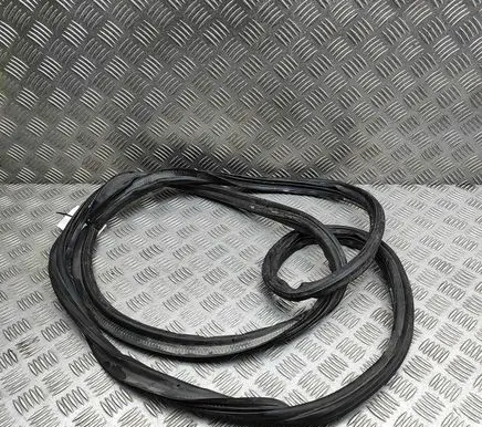 Skoda Enyaq iV Trunk rubber seal (body) 5LG827705