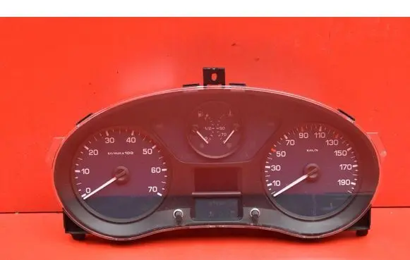 Citroen Berlingo Speedometer (instrument cluster) 5550013101