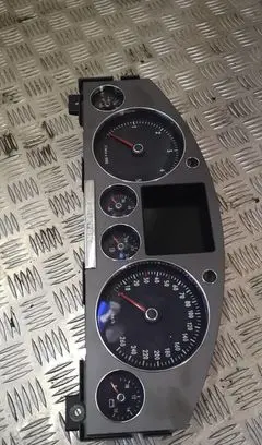Volkswagen Phaeton Speedometer (instrument cluster) 3d0920882n