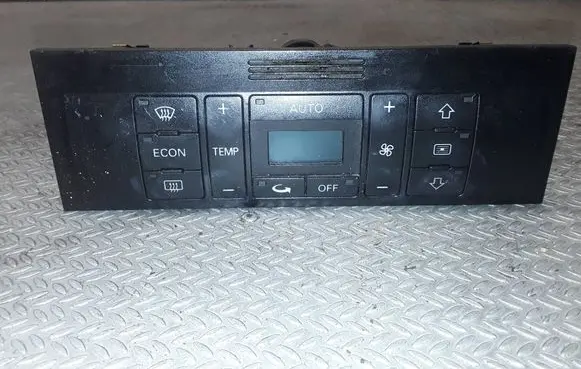 Audi A2 Climate control unit 8Z0820043 5HB00818500