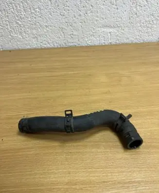 Mercedes-Benz CLS C218 X218 Air intake hose/pipe A2128304096 D6695