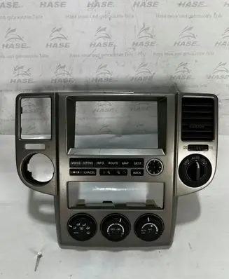 Nissan X-Trail T30 Climate control unit 27500es61a