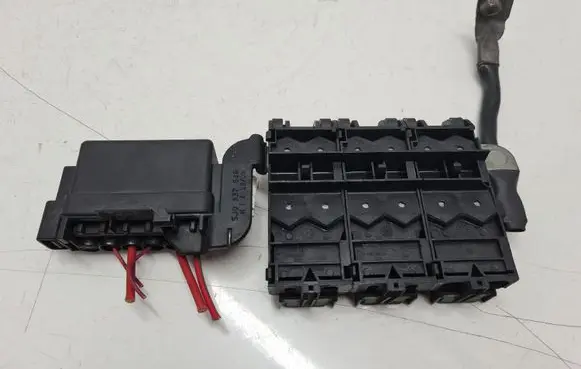 Skoda Fabia Mk2 (5J) Positive wiring loom 5J0937548