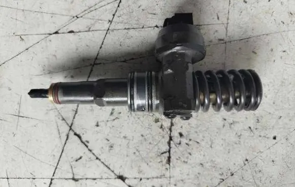 Audi A3 S3 8L Fuel injector 038130073AG
