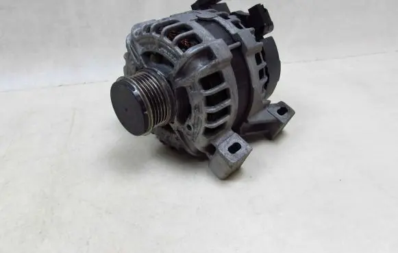 Volvo V50 Generator/alternator 31288879 53008
