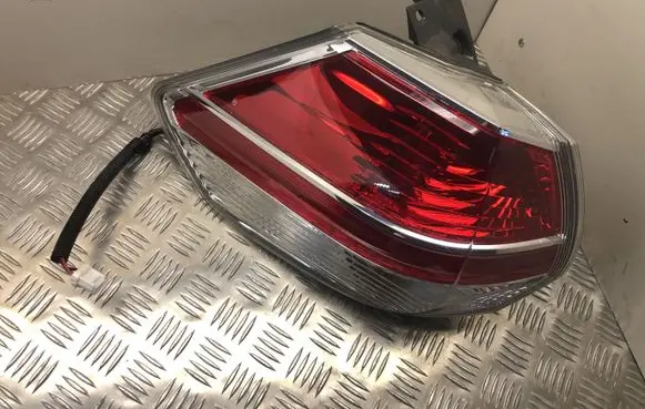 Nissan X-Trail T32 Rear/tail lights 265554CA0B
