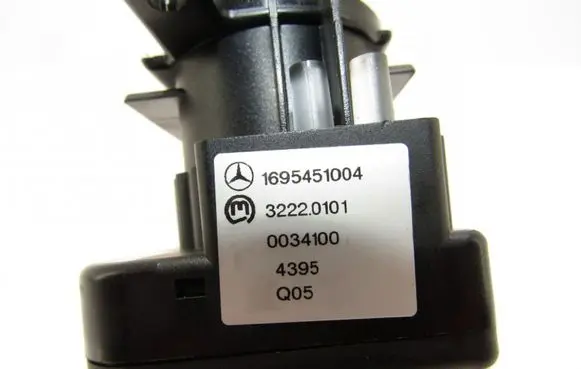 Mercedes-Benz A W169 Light switch 1695451004