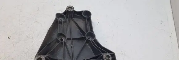 BMW 5 E60 E61 A/C compressor mount bracket 7792202