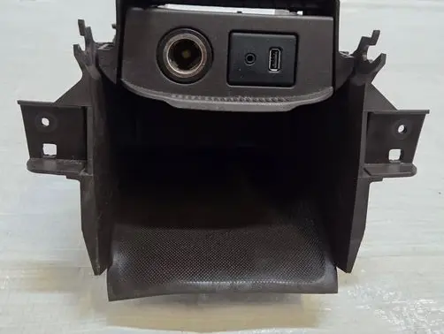 Opel Zafira C Glove box 13293521