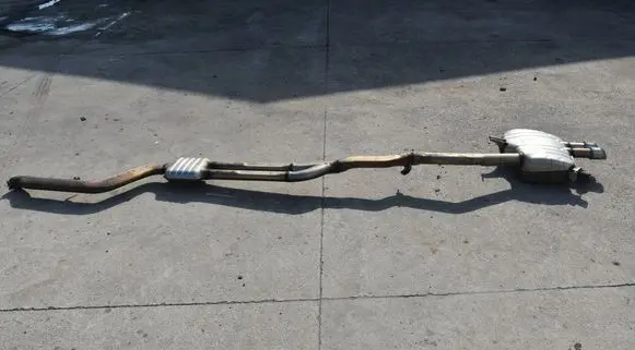 BMW 7 F01 F02 F03 F04 Muffler/silencer 7807103 7807110