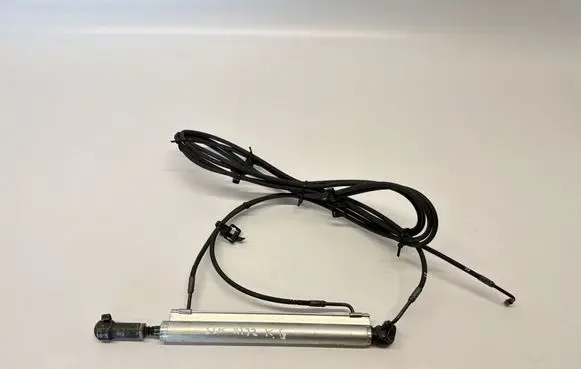 Mercedes-Benz SLK R172 Convertible roof main ram cylinder A1728000372