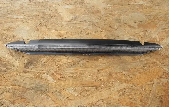 Porsche Boxster 987 Third/center stoplight 98763105001